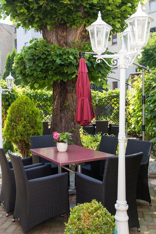 Ferienwohnungen Am Wintergarten Gera Esterno foto